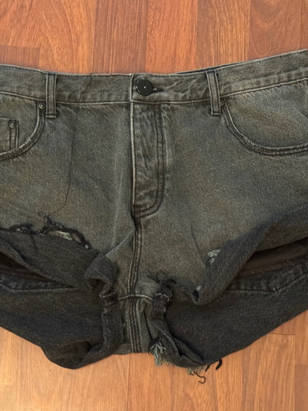 One Teaspoon Black Bandits Denim Shorts- sz. 31 -EUC